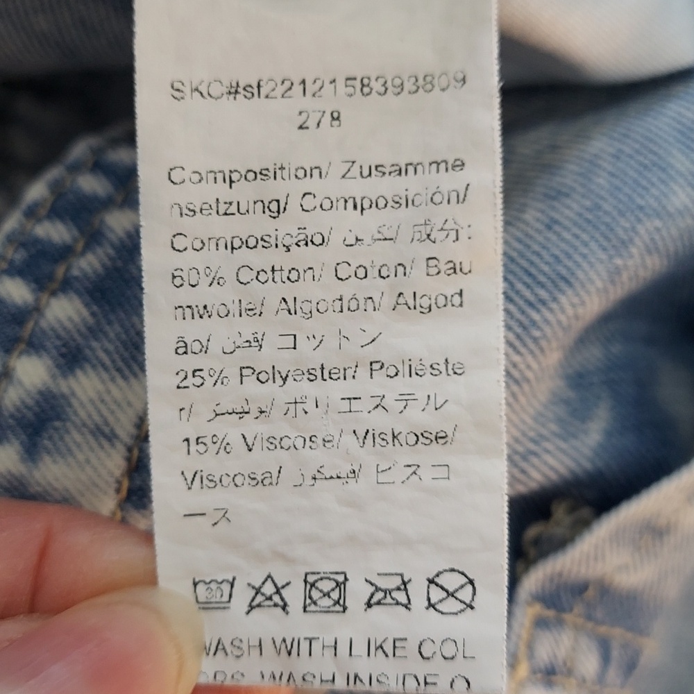 Shein Curve Light Washed Stretchy Denim Short Overalls Plus Size 1X, Like New▪ - Picture 7 of 9